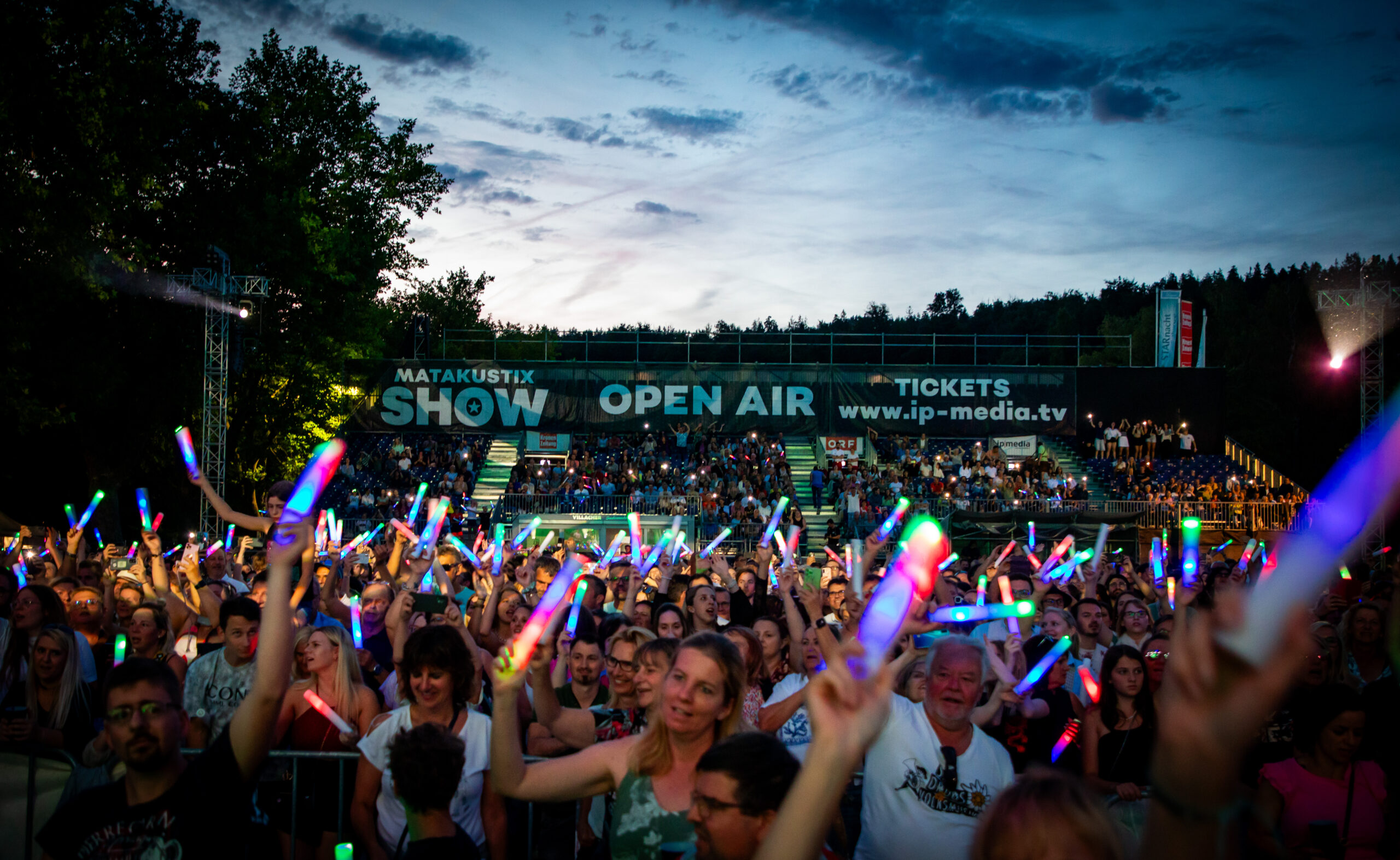Matakustix Show Die Etwas Andere Heimatshow